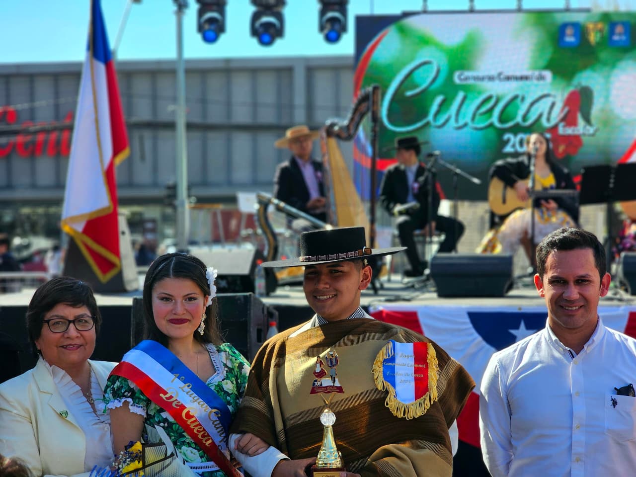 Ganadores Comunal de Cueca